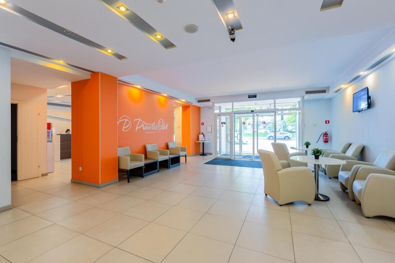 Practicotel Kyiv Exterior photo